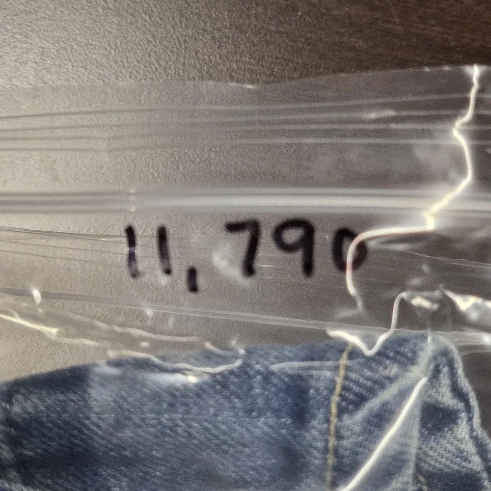 Levis 11790 important